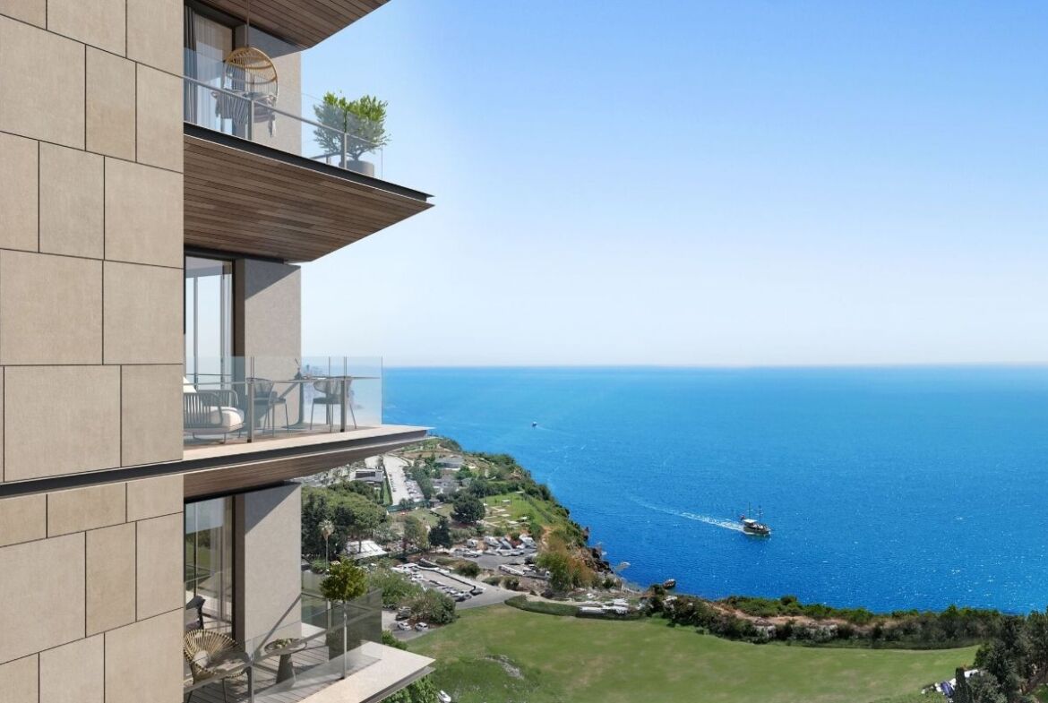 Luxus-Wohnungen mit Meerblick in Antalya Lara