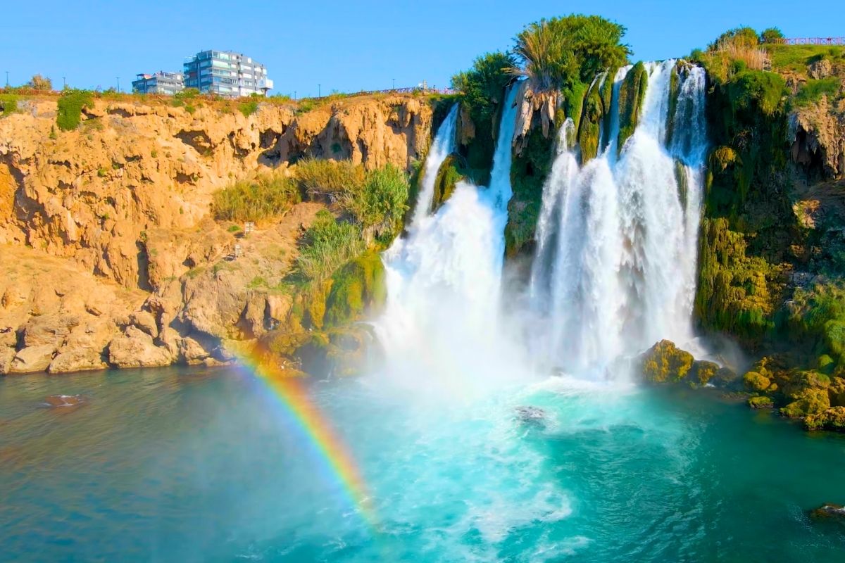 Antalya Real Estate Market in 2025 – Luxury Homes Near Düden Waterfall