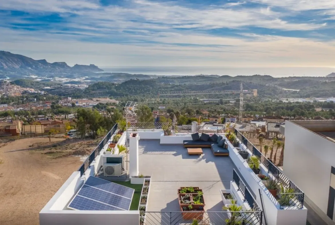 Villas for Sale in Alicante | Prestigious Coastal Living Awaits-2