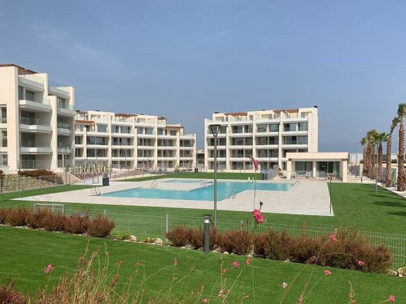 Apartments for Sale in Alicante Near Golf Courses-1