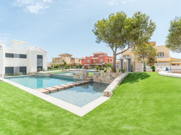 Ready Apartments for Sale in Alicante Close to Beaches & Golf-1