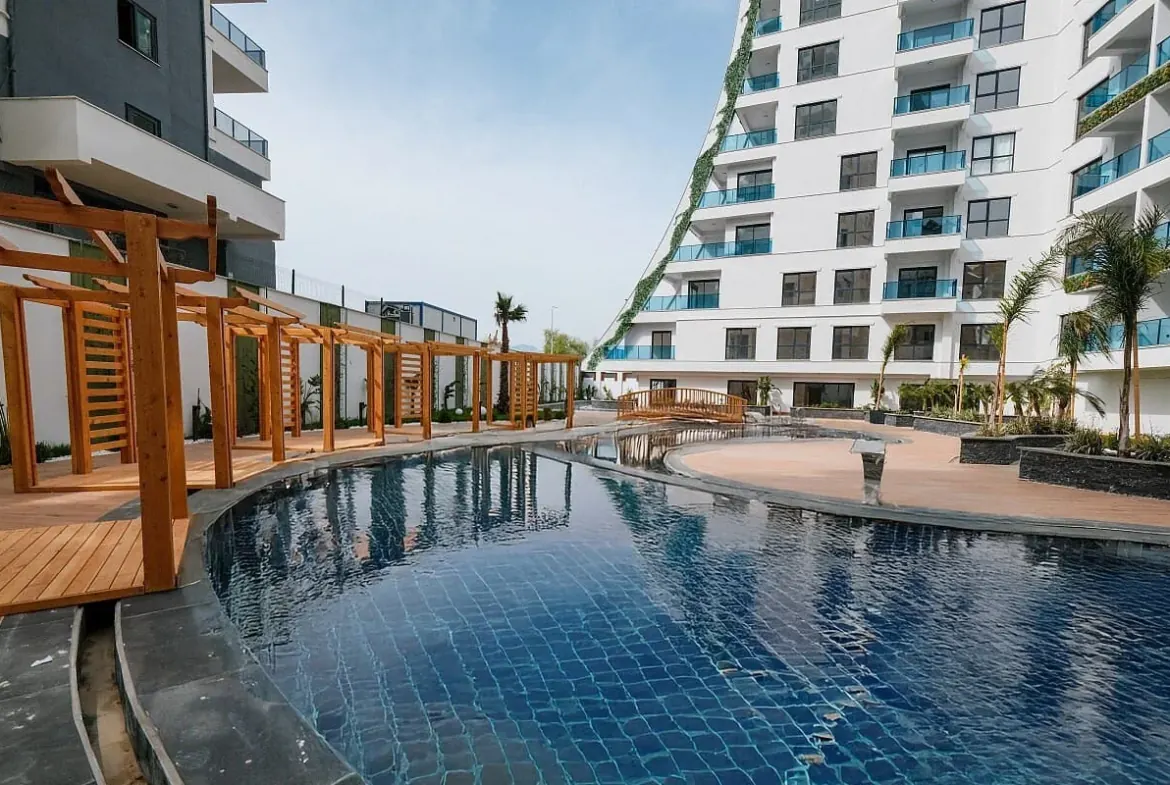 Sea View Apartments in a Complex with Rich Amenities in Alanya-1