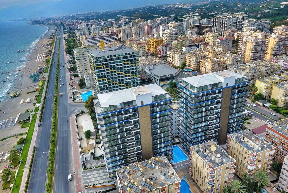 Seafront Real Estate with Stunning Views in Mahmutlar-1
