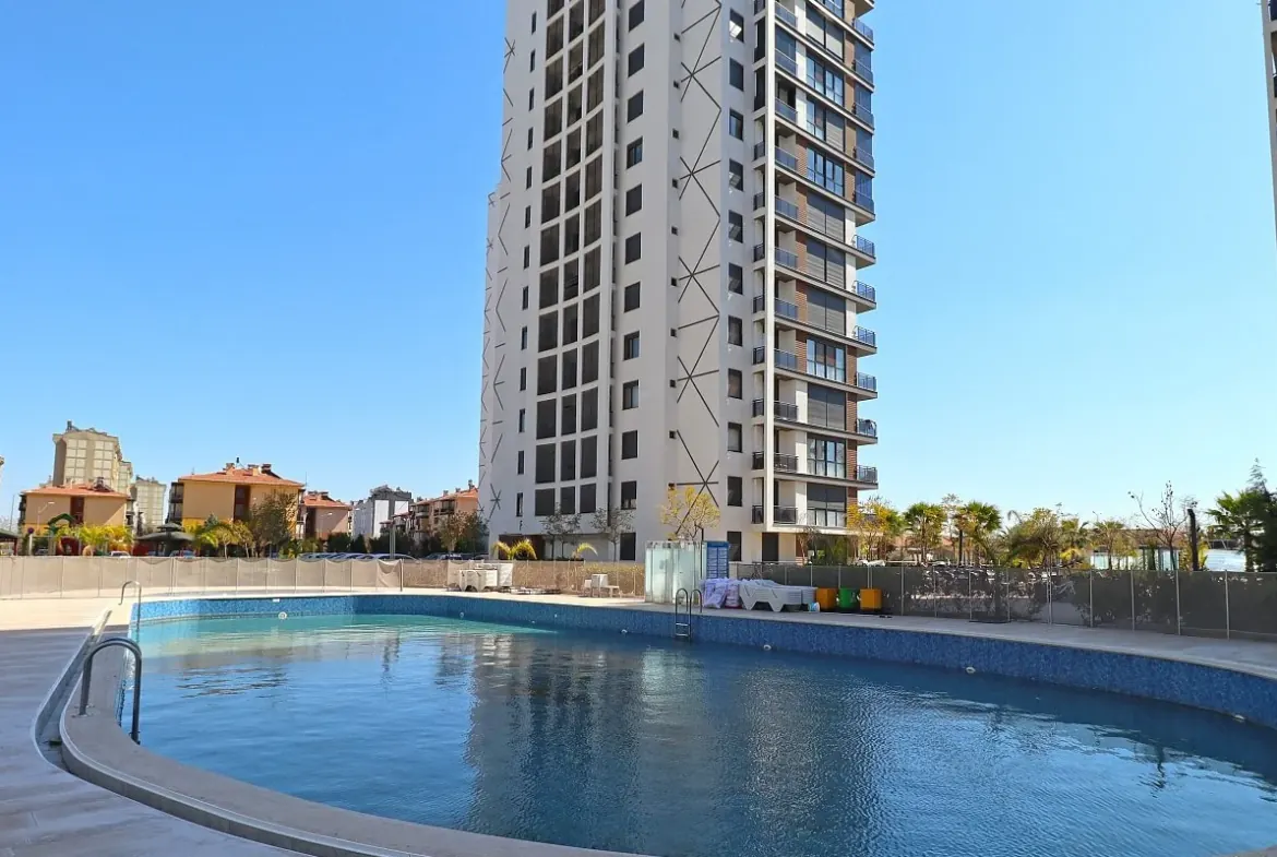 Modern 2 Bedroom Apartments in Antalya in a Complex-2