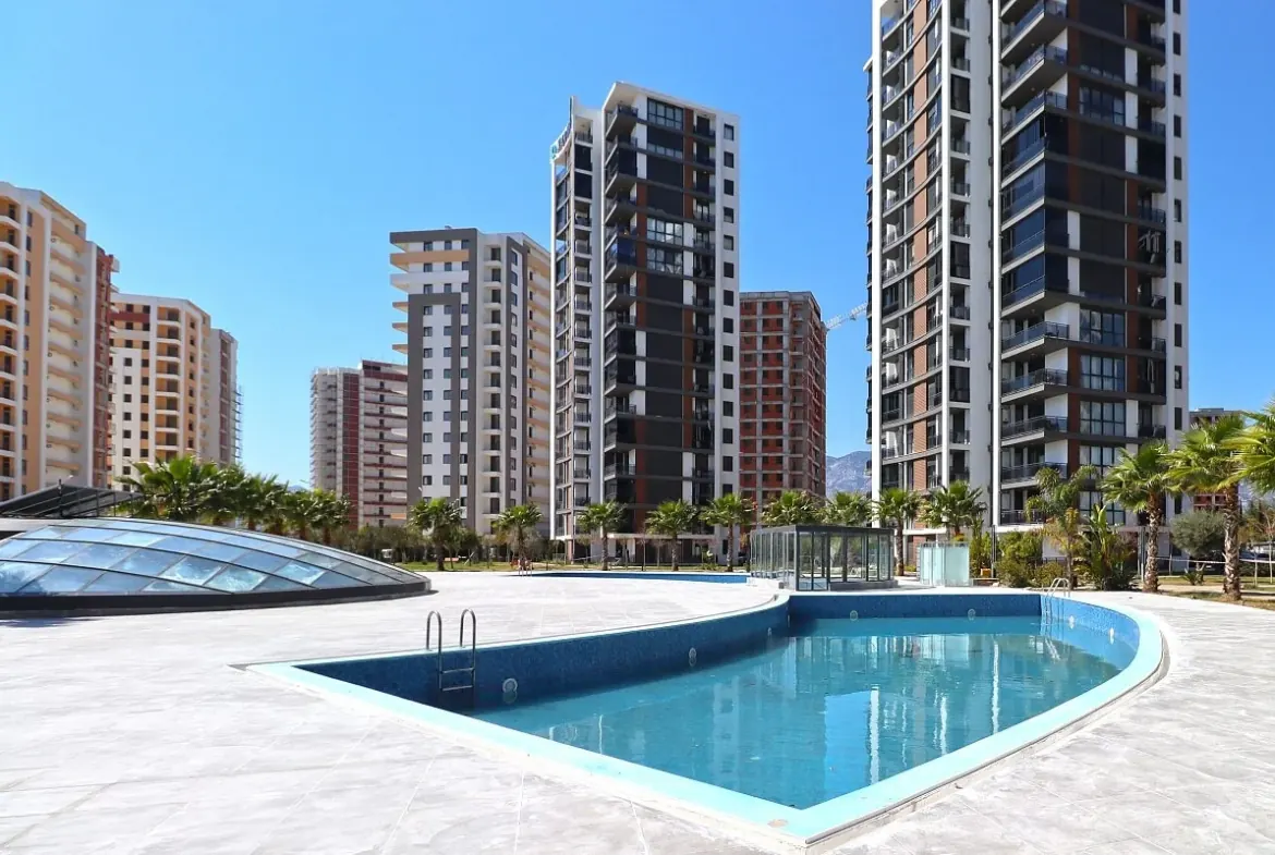 Modern 2 Bedroom Apartments in Antalya in a Complex-1