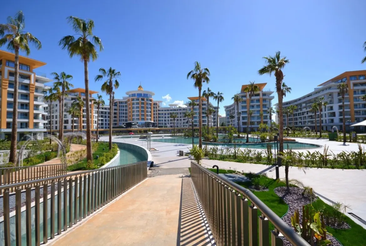 1 Bedroom Apartment for Sale in Alanya with Sea View-1