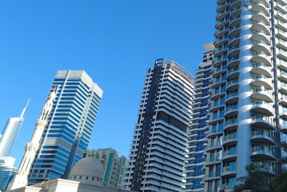 Dubai Apartments for Sale with Magnificent Marina View-2