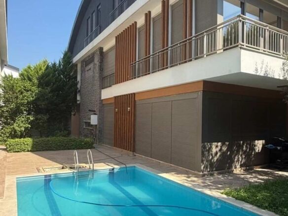 Ultra Luxury Villa with Private Pool in Antalya-1