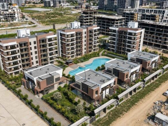 Ready to Move Resort Apartments in Antalya Altıntaş-1