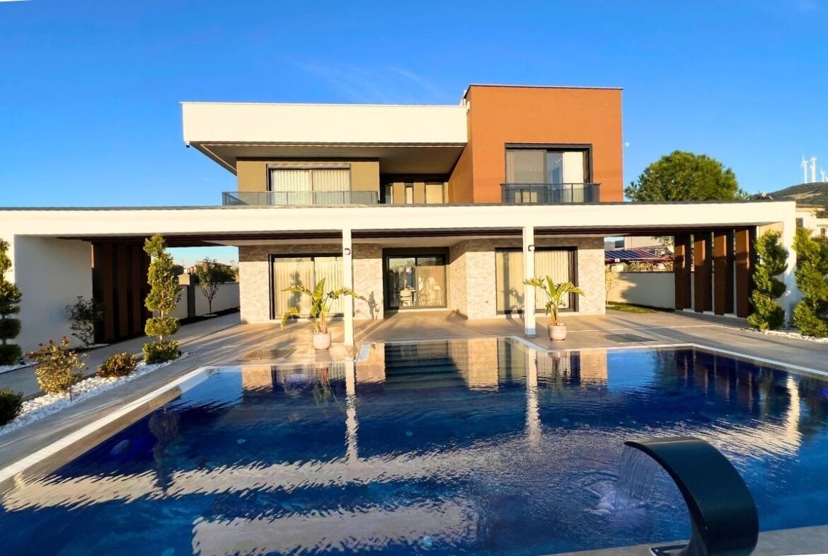 Didim Luxury Villa with Private Pool and Smart Home Design-2